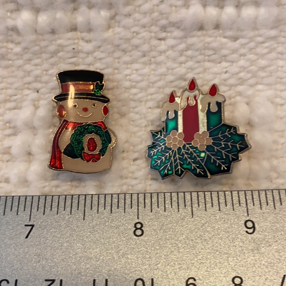 2 vintage Christmas pins - Picture 2 of 3